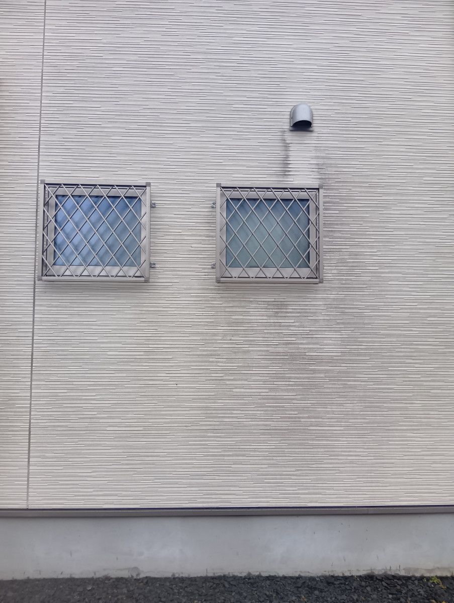 マド工房の格子取り付けの施工後の写真2