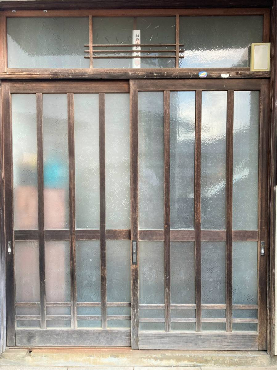 スミック 渋川店の木製玄関引戸に新しく錠をつけさせていただきました！【渋川市北橘町】の施工後の写真3