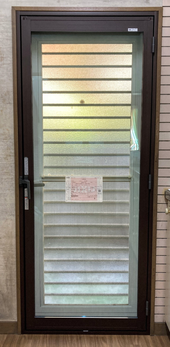 スミック 渋川店のドアにも内窓インプラスを取り付けられます！【渋川市】の施工後の写真1