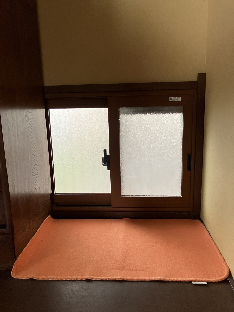 スミック 渋川店の【渋川市】見逃しがち?実は小窓にも内窓が効果的なんです!【窓リノベ2025補助金】の施工後の写真1