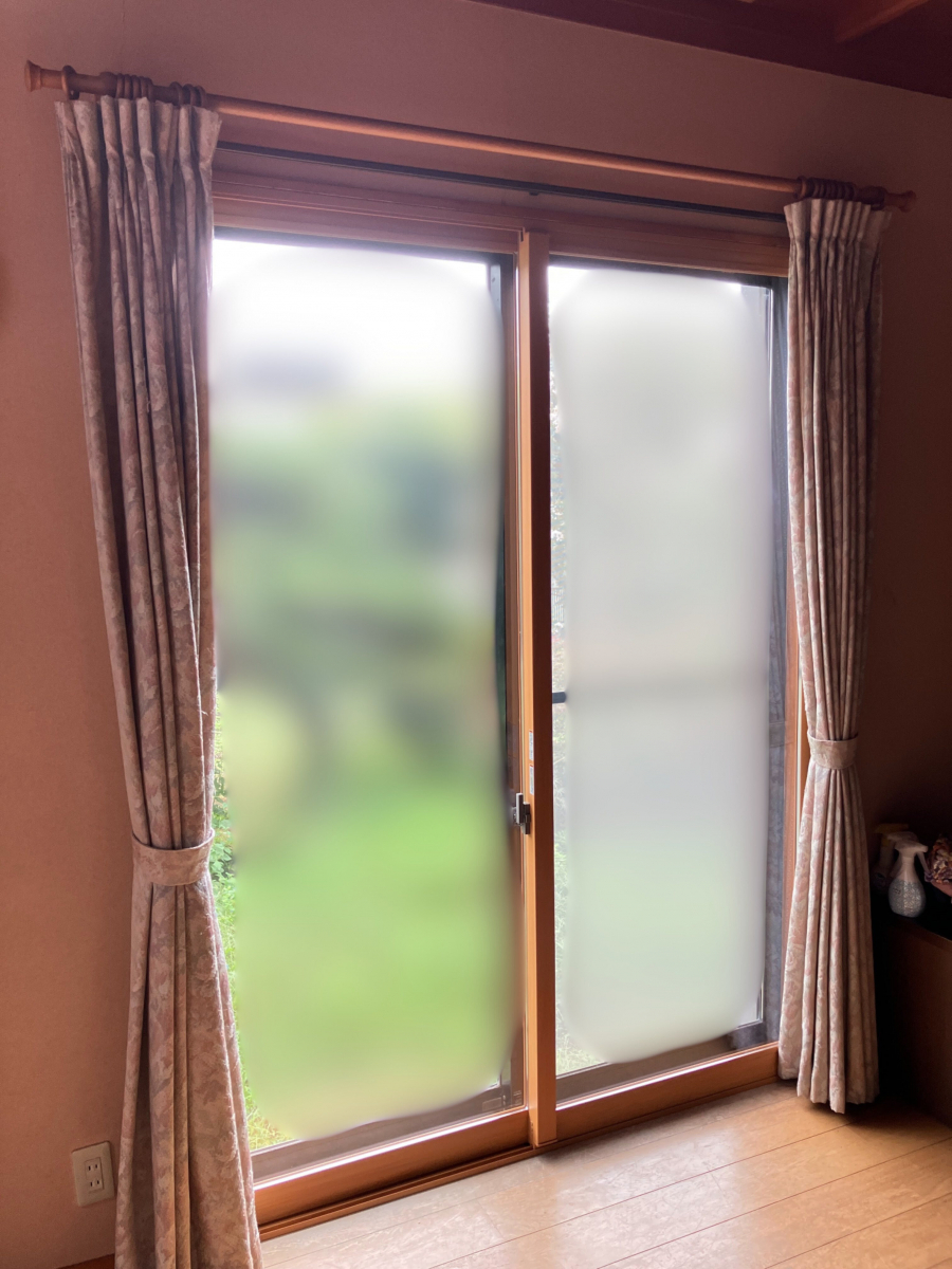スミック 渋川店の【渋川市】掃き出し窓にLIXILの内窓「インプラス」を設置しました【窓リノベ2025補助金】の施工後の写真1