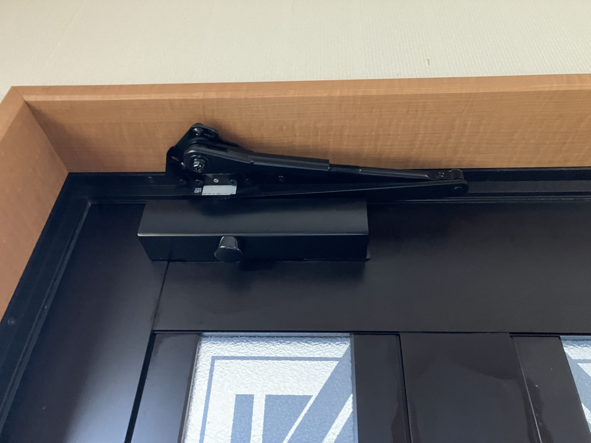 スミック 渋川店の【群馬県渋川市】玄関ドアの修理！部品交換で予算を抑えて悩み解決の施工後の写真1