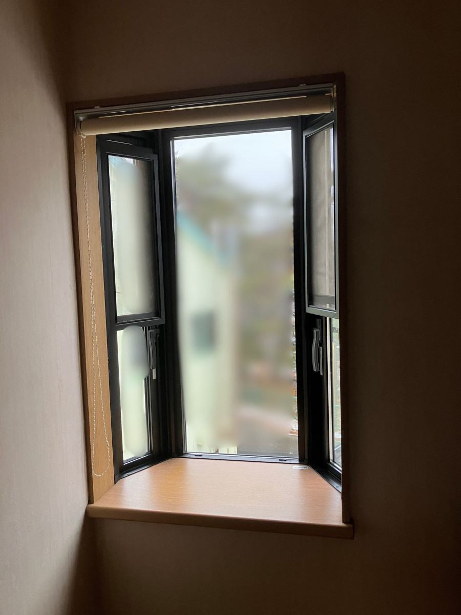 スミック 渋川店の【群馬県草津町】外の騒音も愛犬の声も気にしない！内窓で叶える静かで安心な暮らし【補助金】の施工前の写真1