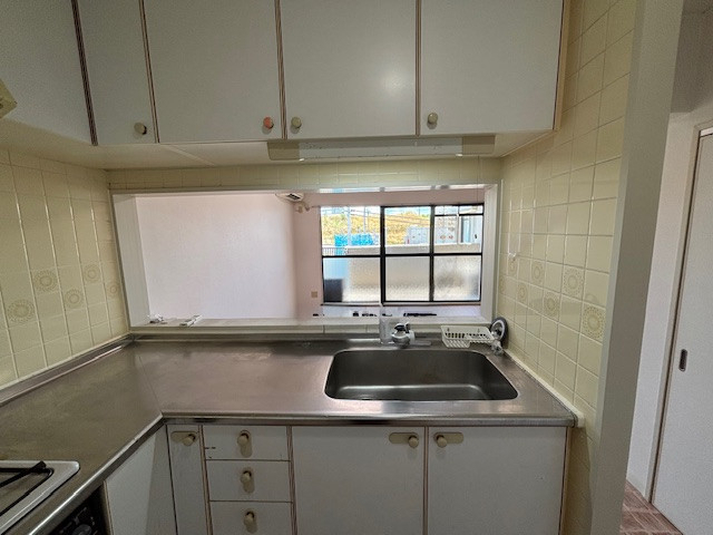 エクセルのリシェル｜キッチン｜リフォームの施工前の写真2