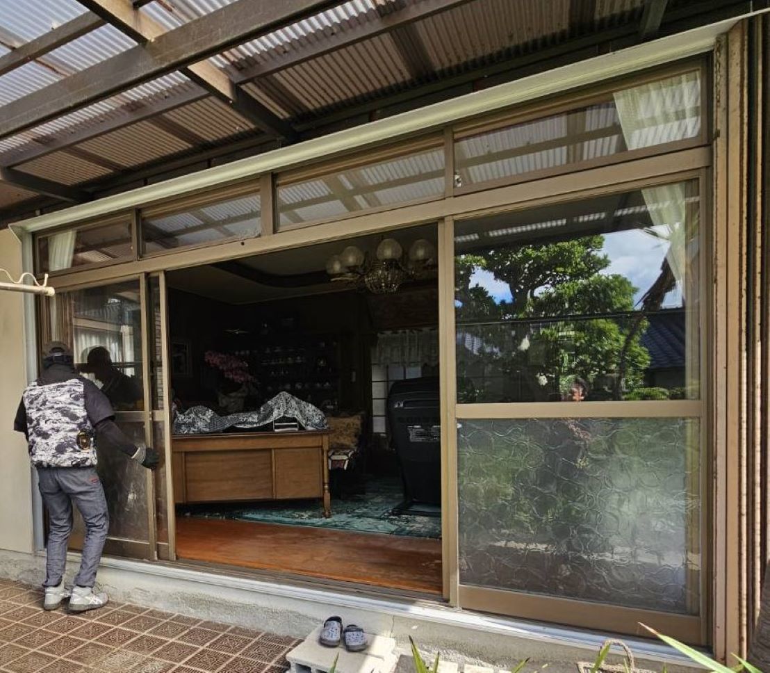 河端硝子の引き違い窓の取り替えを行いました。の施工事例詳細写真2