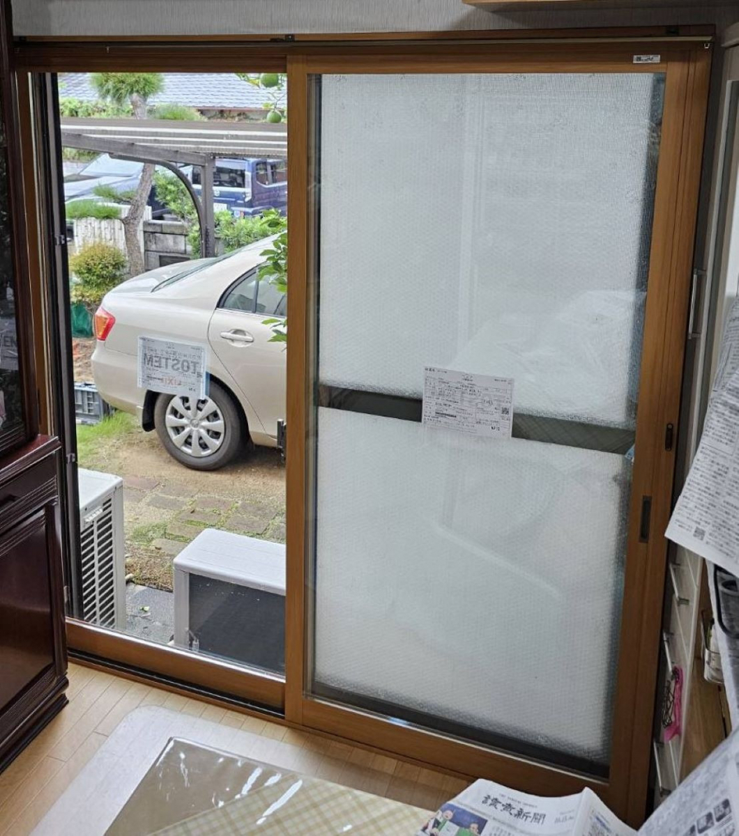 河端硝子のインプラスの取り付けを行いました。の施工後の写真1