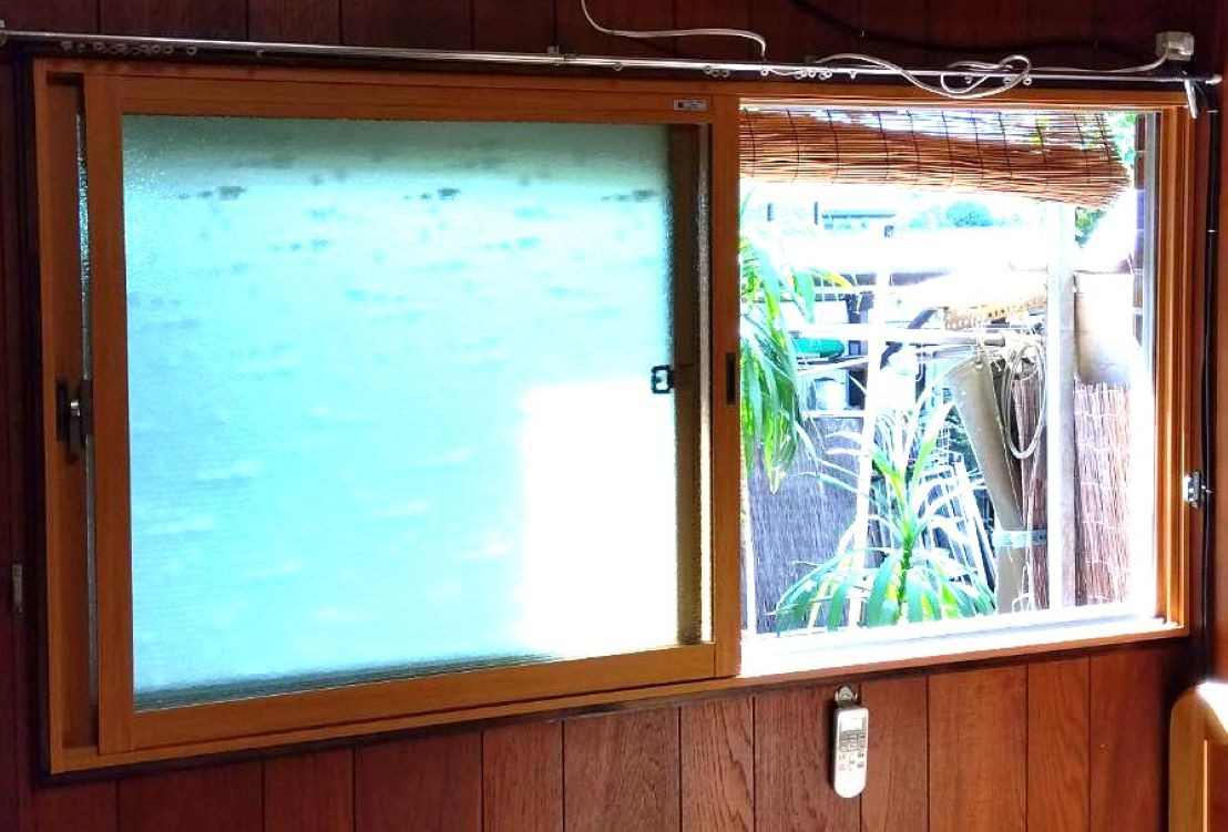 河端硝子のインプラスを3か所取り付けました。の施工後の写真2