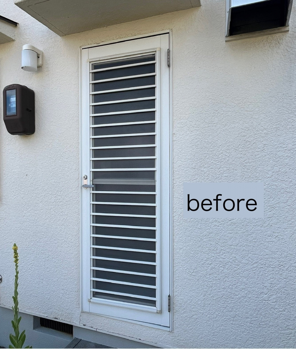 三喜のリシェント勝手口で、擦ってしまった勝手口もバッチリリニューアル✨の施工前の写真1