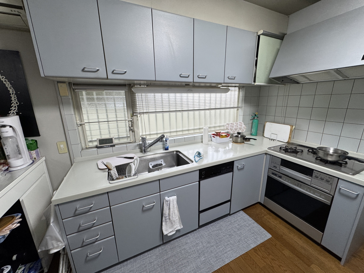 小倉トーヨー住器の【施工例】ブラインド取付け工事【目隠し・日除け】の施工前の写真1