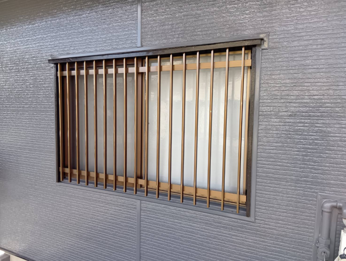 小倉トーヨー住器の【施工例】面格子取付け工事【防犯対策】の施工後の写真1
