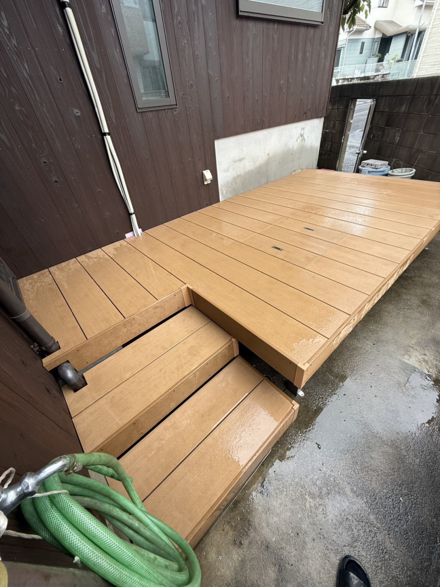 小倉トーヨー住器の【施工例】デッキ取付け工事【エクステリア】の施工後の写真1