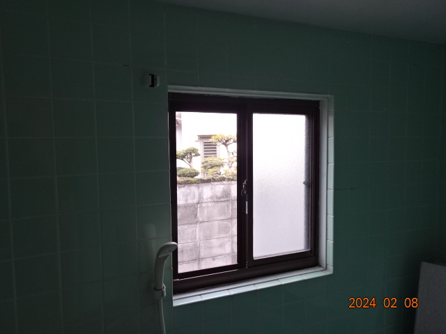 みとよのタイル張り浴室　リプラス　浴室暖房の施工前の写真1