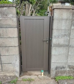 みとよのアルミ門扉工事の施工後の写真1