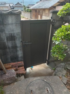 みとよのアルミ門扉工事の施工後の写真2