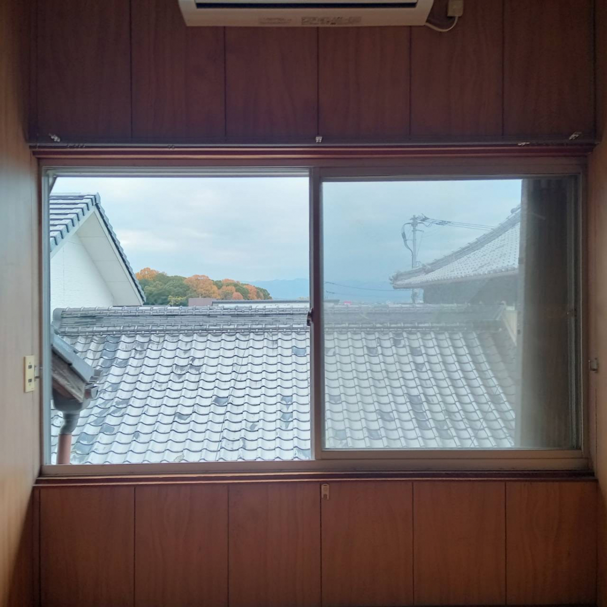 みとよの窓（インプラス）工事の施工前の写真1