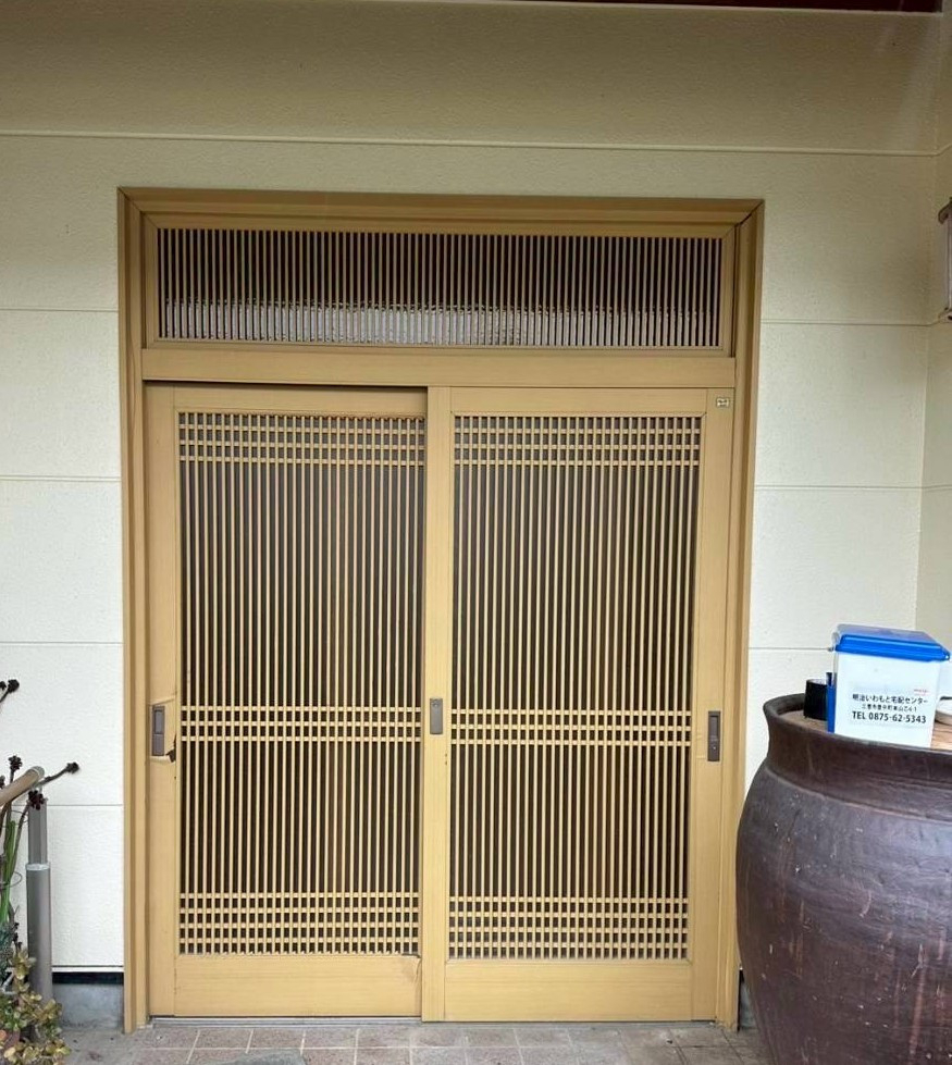 みとよの玄関引戸 リフォーム工事の施工前の写真1