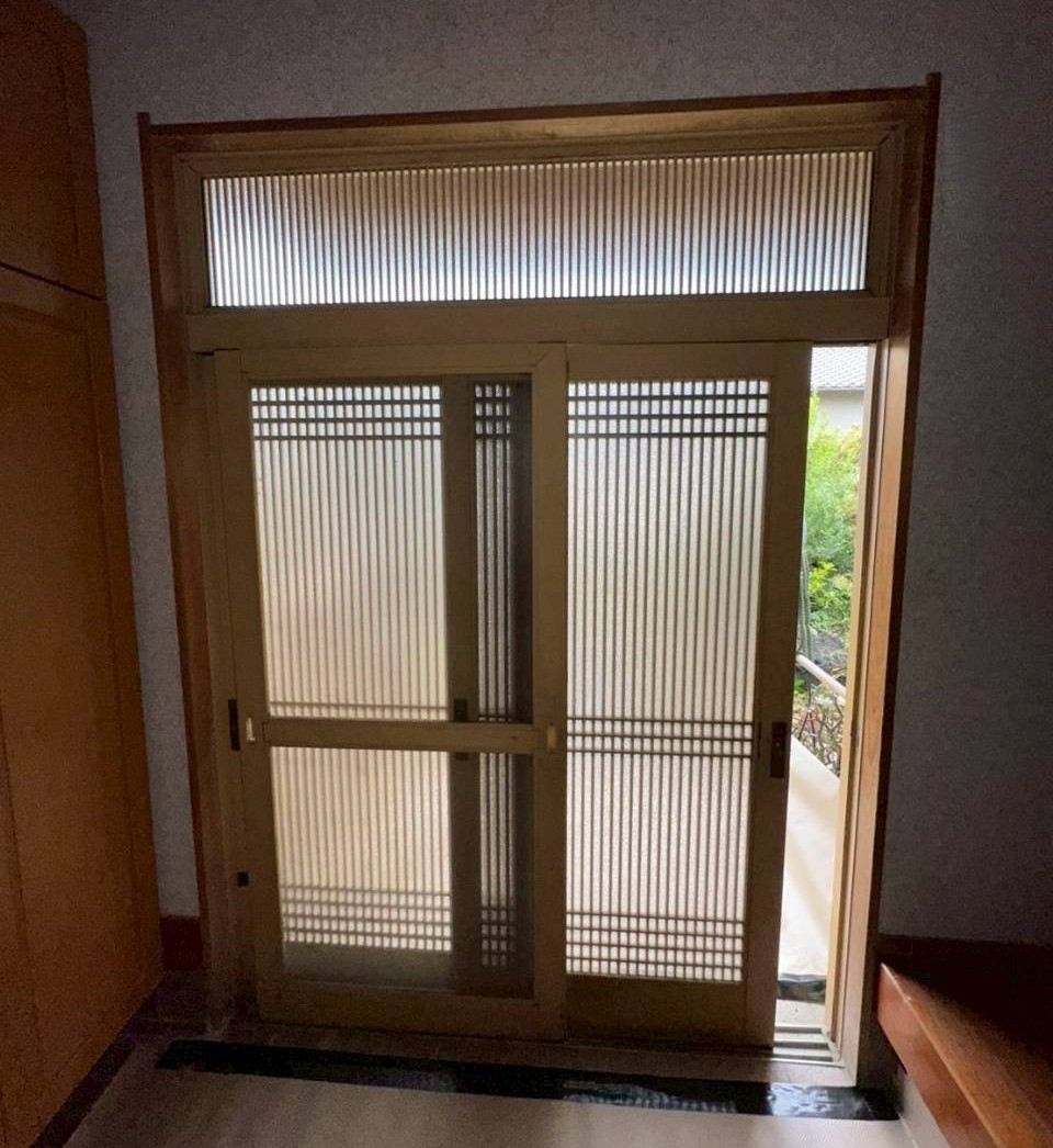 みとよの玄関引戸 リフォーム工事の施工前の写真2