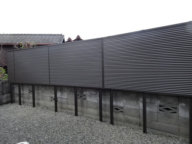 みとよの目隠しフェンスの施工後の写真2