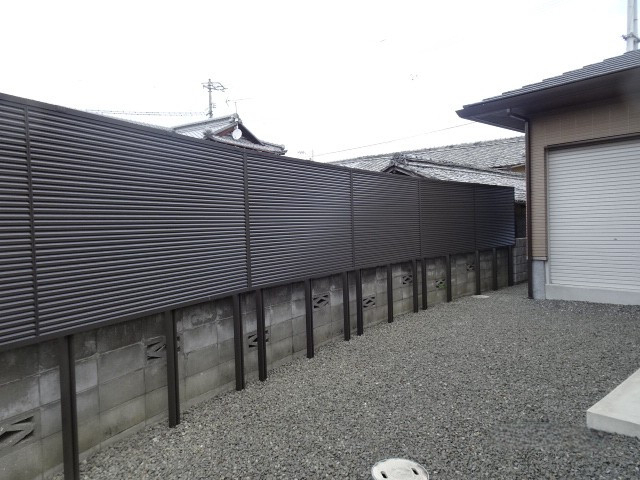 みとよの目隠しフェンスの施工後の写真3