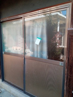 みとよのガラス割れ替え工事の施工後の写真1