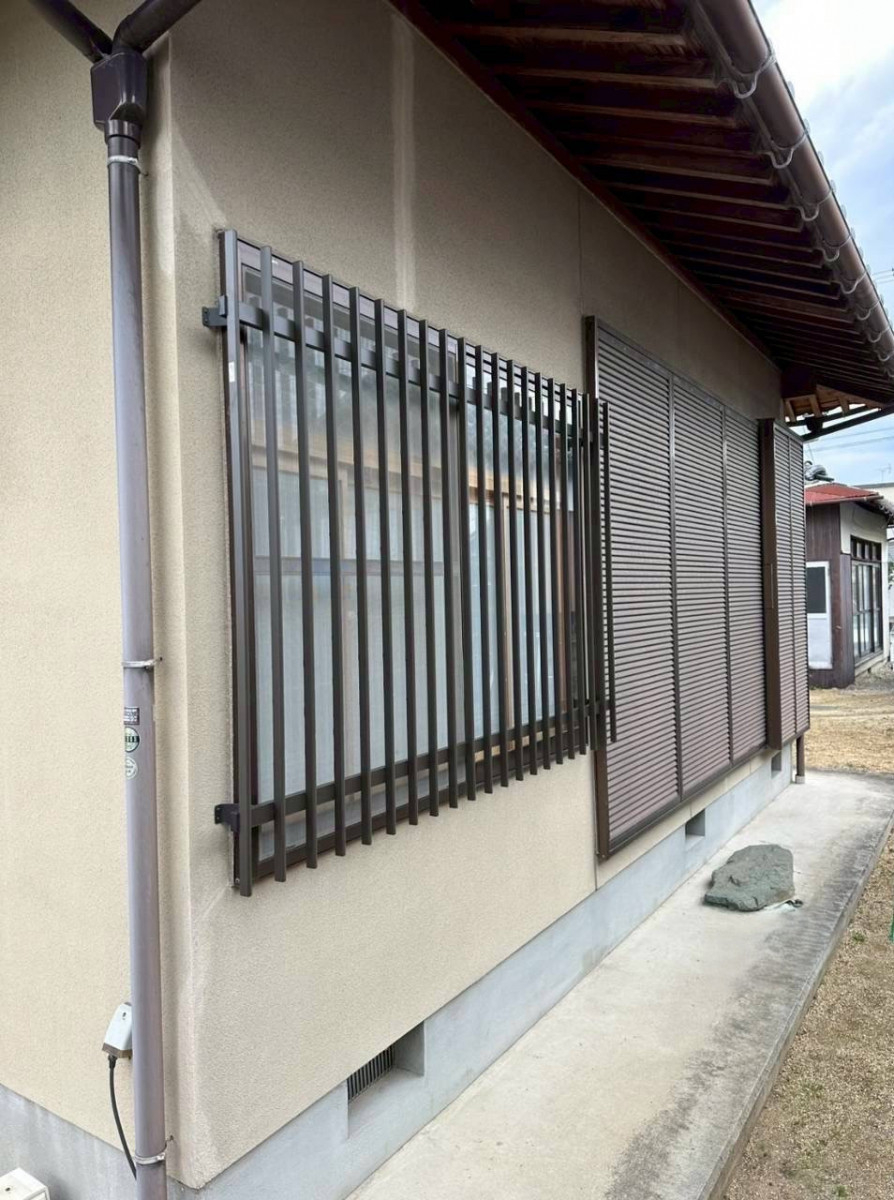 みとよの面格子取付で窓の防犯対策を強化の施工後の写真2