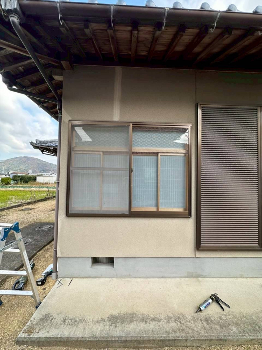 みとよの面格子取付で窓の防犯対策を強化の施工前の写真1