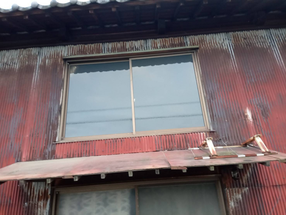 みとよの窓ガラス割れ替えの施工後の写真1