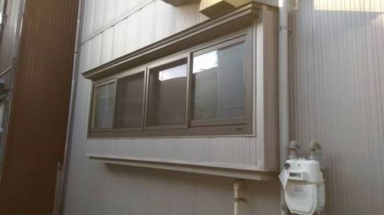 ヤマセイの夏の西日を遮断して室内温度の改善で快適な生活。窓リフォームリプラス工事/１DAYリフォーム/新潟市施工事例写真1