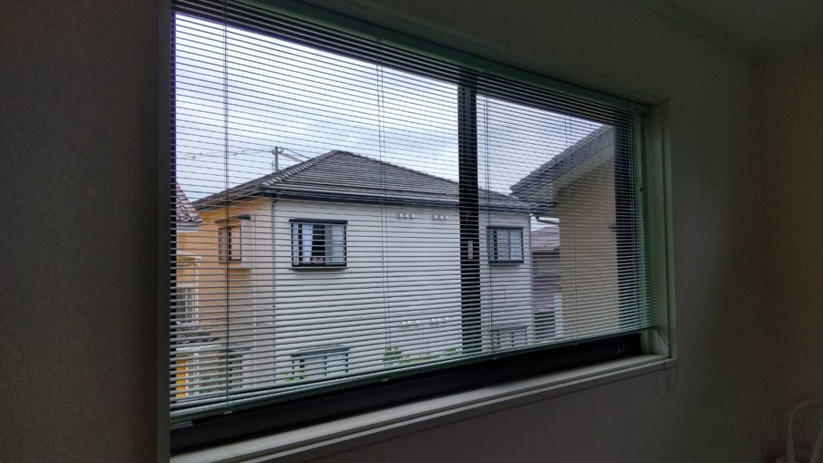 ヤマセイの寒さ対策に断熱内窓の取付　インプラス/１DAYリフォーム/新潟市の施工前の写真2