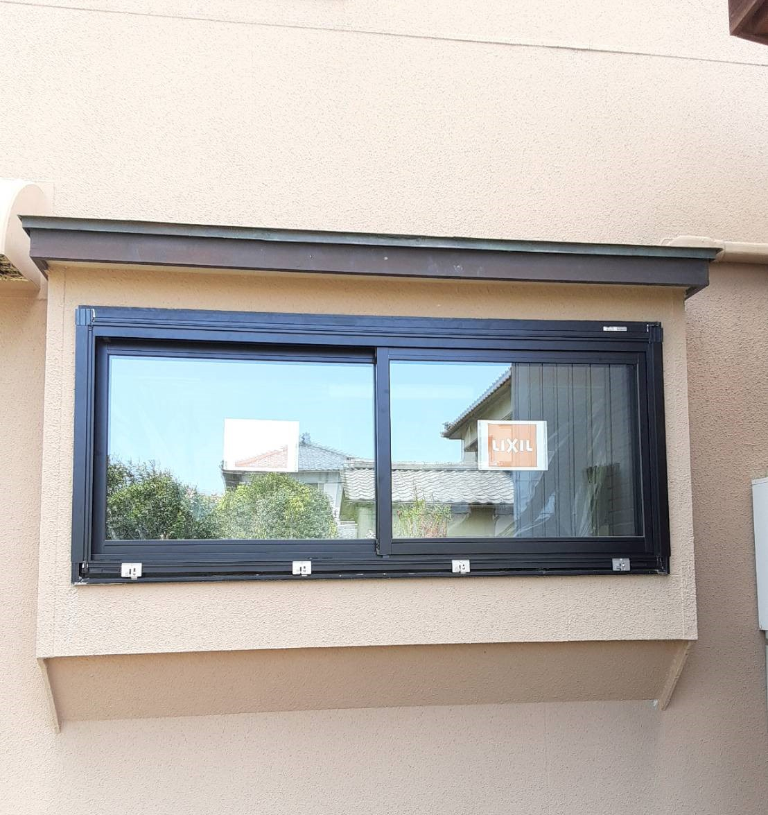 ヤマセイのキッチンの出窓を断熱化するリフォーム　リプラス/１DAYリフォーム/新潟市の施工後の写真2