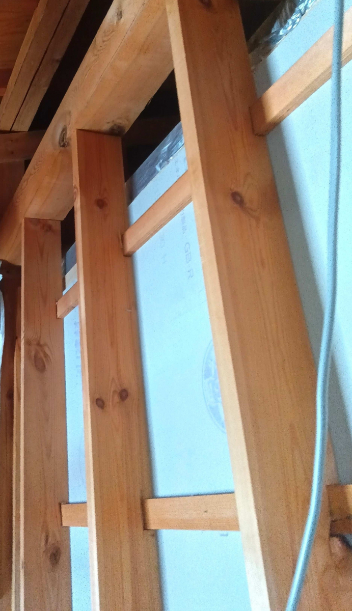 ヤマセイの【補助金活用で快適バスルームへ】窓＆お風呂の断熱リフォーム！の施工前の写真3