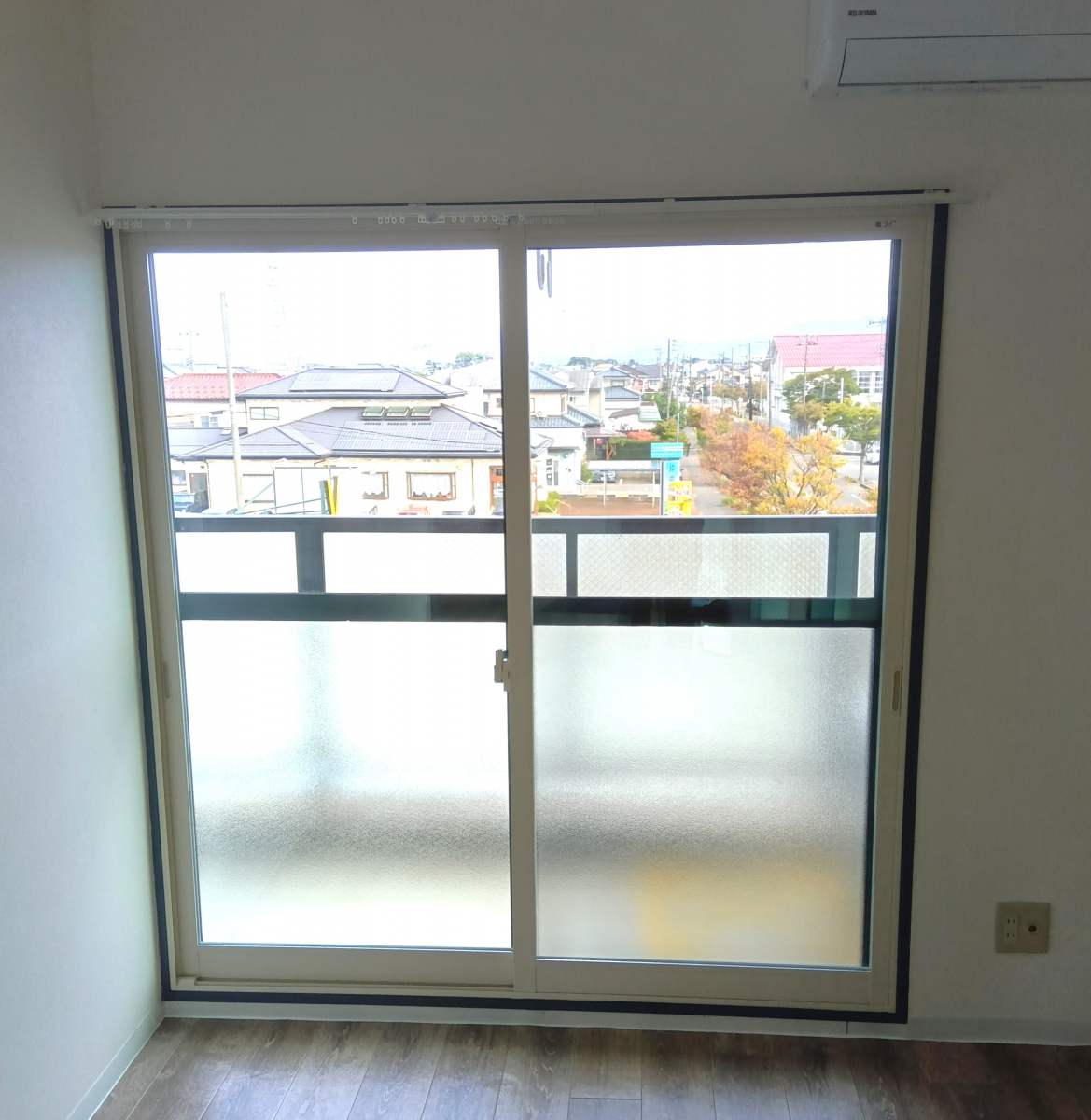ヤマセイの【施工例】新潟市マンションに内窓インプラス設置!補助金でお得に快適リフォームの施工後の写真1