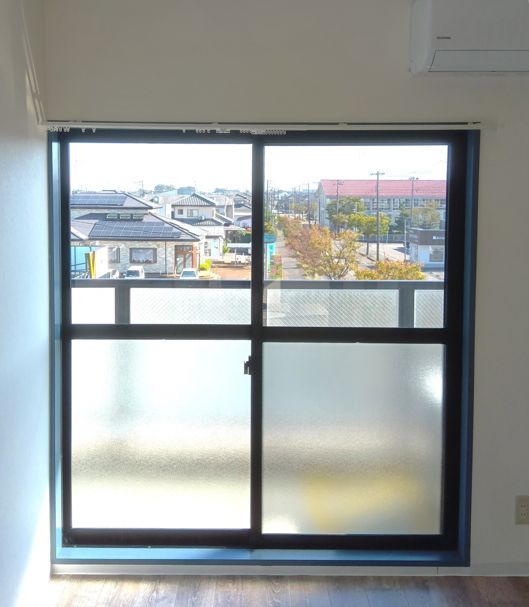 ヤマセイの【施工例】新潟市マンションに内窓インプラス設置!補助金でお得に快適リフォームの施工前の写真1