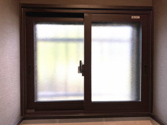 ディー・エー・コーポレーションのインプラス（内窓）を取り付けました。【トイレ編】施工事例写真1