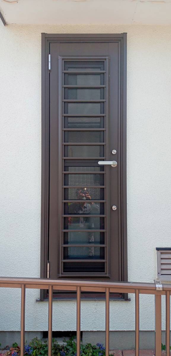 Reプレイス高崎の勝手口ドアを交換しました😊の施工後の写真1