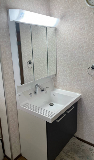 Reプレイス高崎の洗面化粧室のリフォームです施工事例写真1