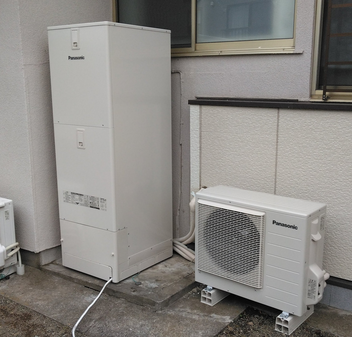 Reプレイス高崎の【補助金活用】電気温水器からエコキュートへ交換の施工後の写真1