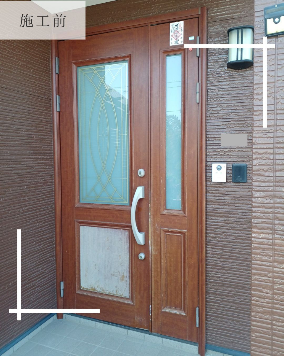 Reプレイス高崎のリシェント玄関ドア【高断熱仕様】の施工前の写真1
