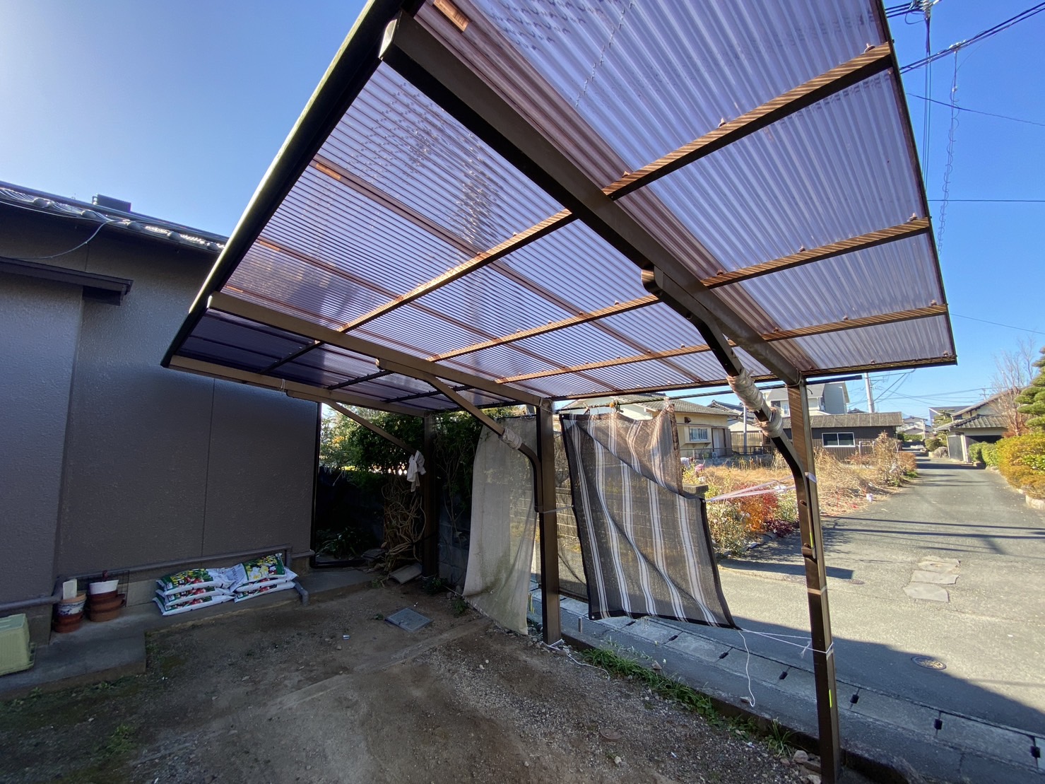 堀川トーヨー住器のN様邸 カーポート屋根の張替工事の施工事例詳細写真6