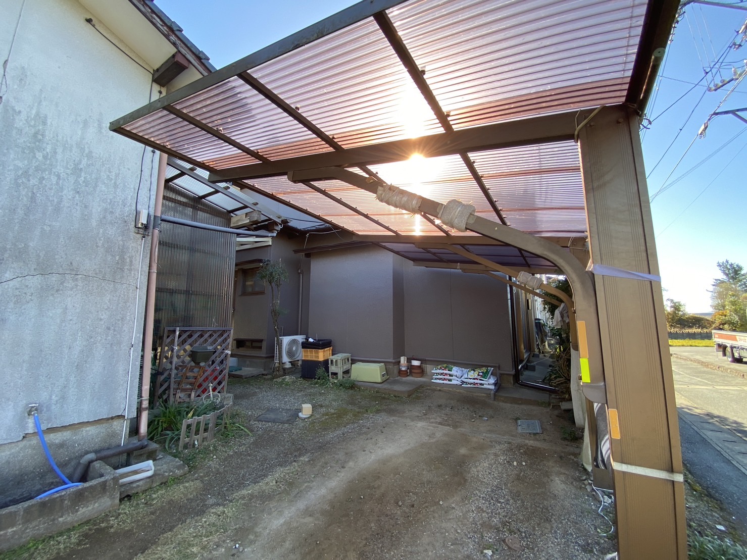 堀川トーヨー住器のN様邸 カーポート屋根の張替工事の施工事例詳細写真7