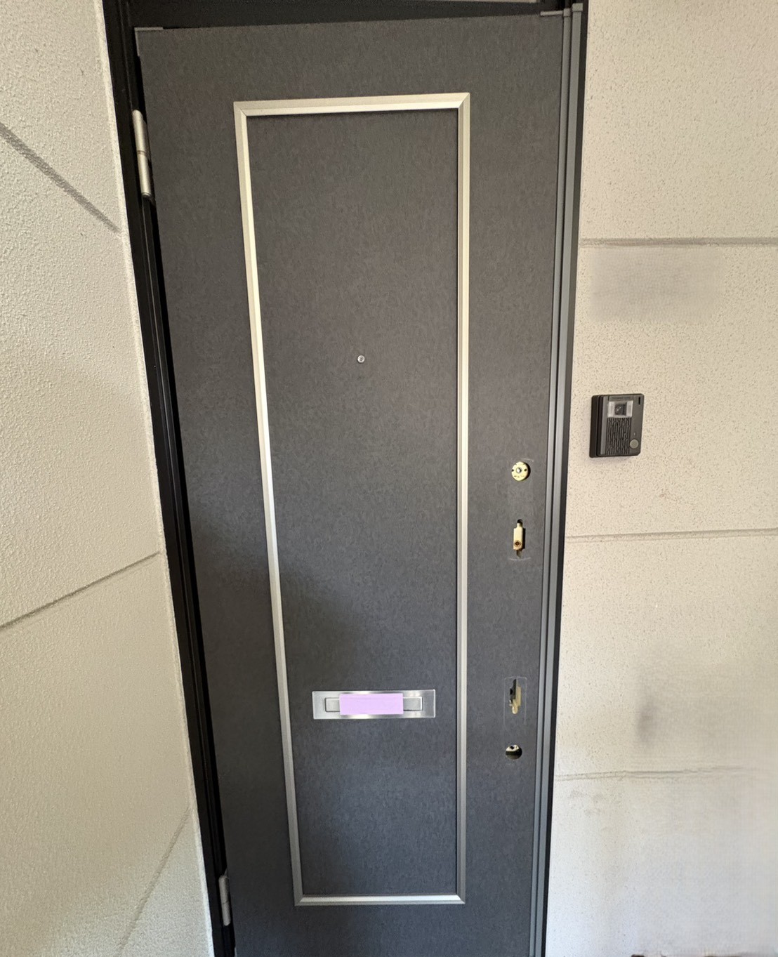 小玉硝子 千歳店の千歳のアパートドア鍵交換・防犯対策のコツの施工事例詳細写真4