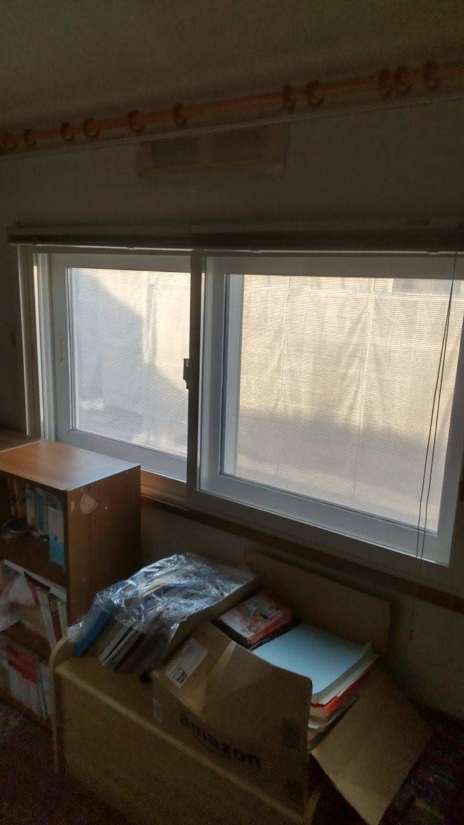 小玉硝子 千歳店の断熱樹脂内窓工事の施工後の写真1