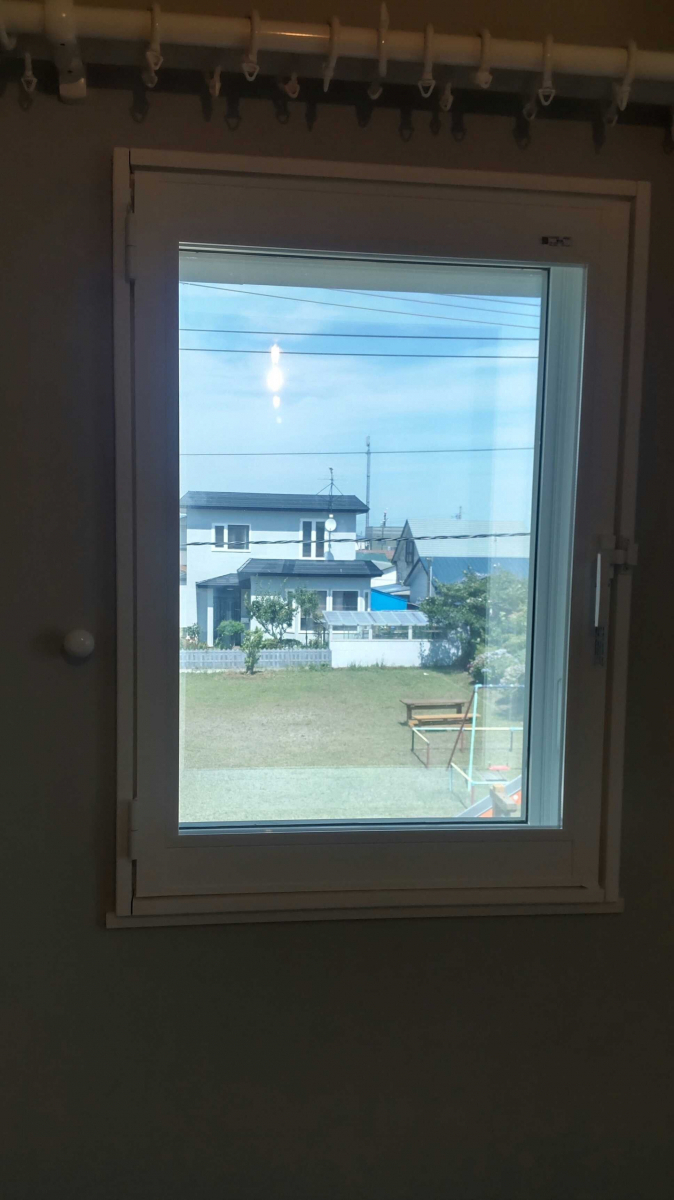 小玉硝子 千歳店の内窓（開き窓）で快適な住空間を実現！の施工後の写真2