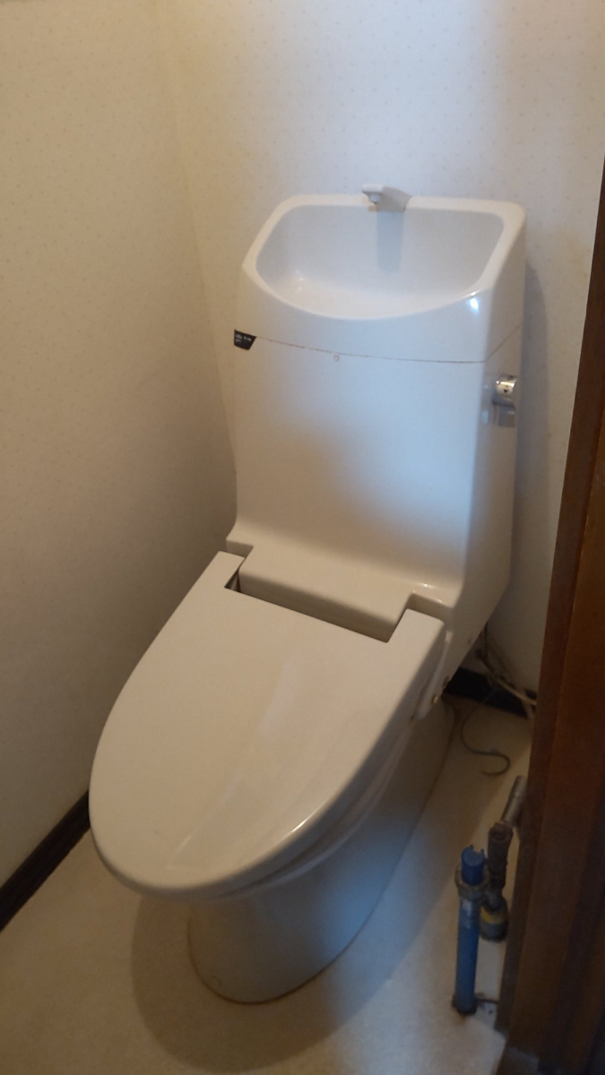 小玉硝子 千歳店のトイレ交換で快適空間に！費用と選び方完全ガイドの施工前の写真1