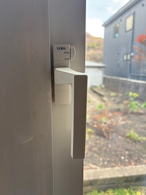 小玉硝子 千歳店のグレモンハンドル交換で窓の開閉が驚くほど快適に！の施工後の写真1