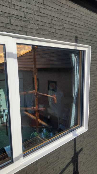 小玉硝子 千歳店の二階の窓リフォームは複層ガラスで決まり！安全・快適な住まいへの施工後の写真1