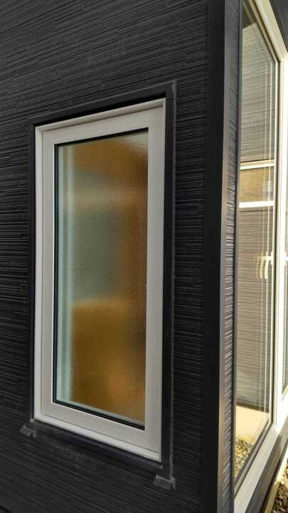 小玉硝子 千歳店の【胆振・北海道】結露よさらば！ガラス窓を樹脂サッシに替えて健康で快適な住まいへの施工後の写真1