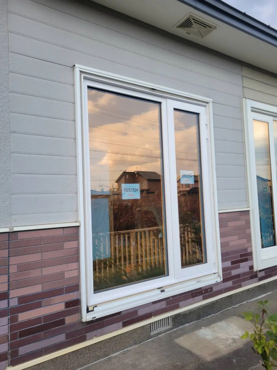 小玉硝子 千歳店の【北海道・胆振】冬の結露とサヨナラ！サッシ工事で住まいを暖かくするリフォーム術の施工後の写真1