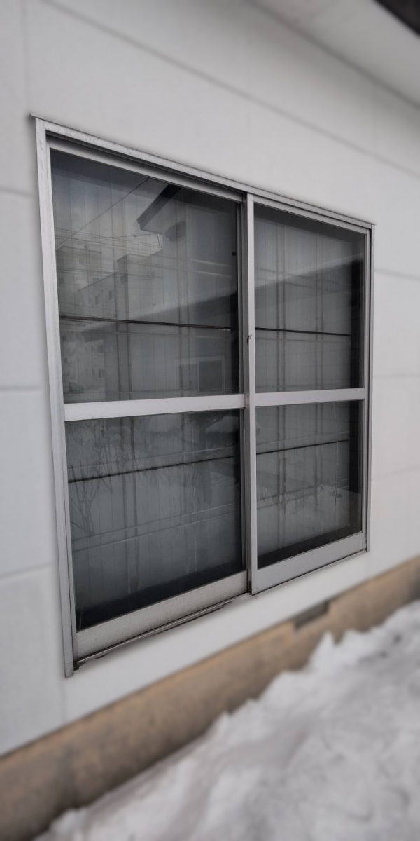 小玉硝子 千歳店の【北海道】胆振の窓ガラス交換は防犯ガラスが正解！快適で安全な住まいづくりの施工前の写真1