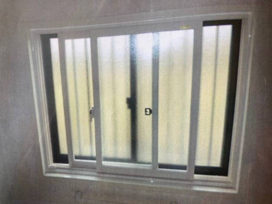 広井トーヨー住器の浴室への内窓インプラス取付施工事例写真1